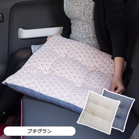 シートクッション 洗える 45 45cm 座布団 かわいい おしゃれ 日本製 北欧花柄 かわいいカー用品 カー雑貨のお店 ココトリコ